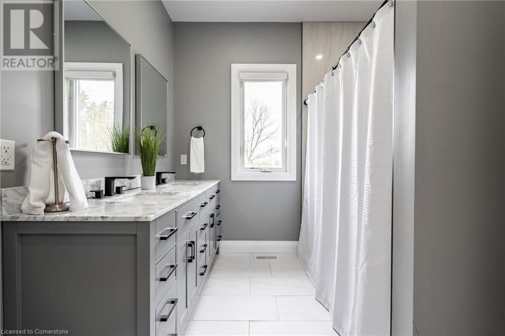 1266 COLBORNE STREET WEST Image 36