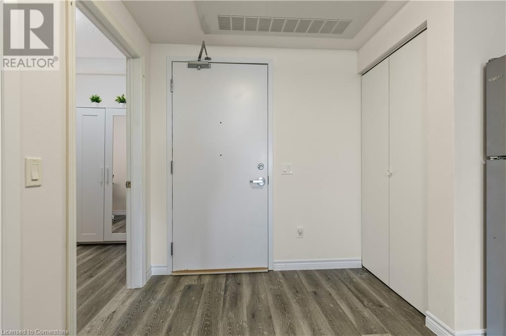 307 - 246 LESTER STREET Image 6
