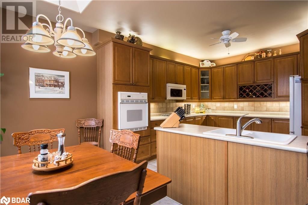 47 BIRKHALL PLACE Image 15