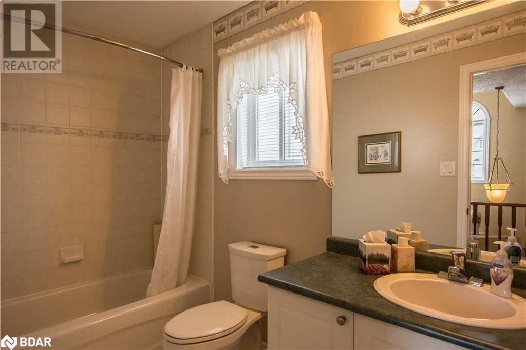 47 BIRKHALL PLACE Image 26