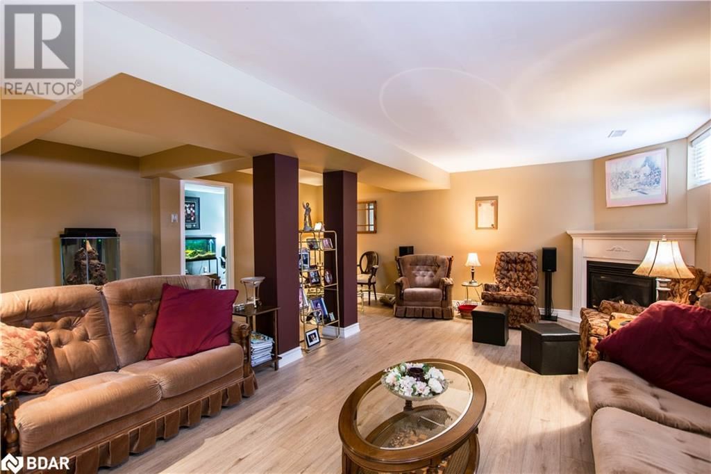 47 BIRKHALL PLACE Image 30