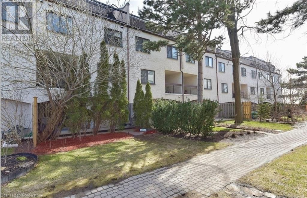 40 - 1016 FALGARWOOD DRIVE Image 1
