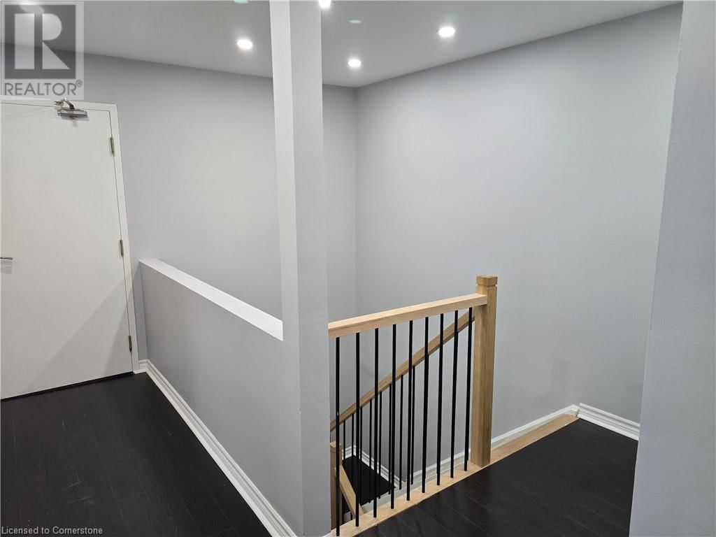 40 - 1016 FALGARWOOD DRIVE Image 14