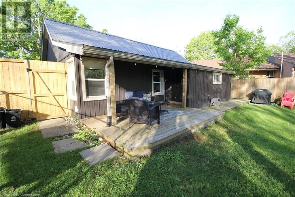 258 NORFOLK AVENUE Image 16