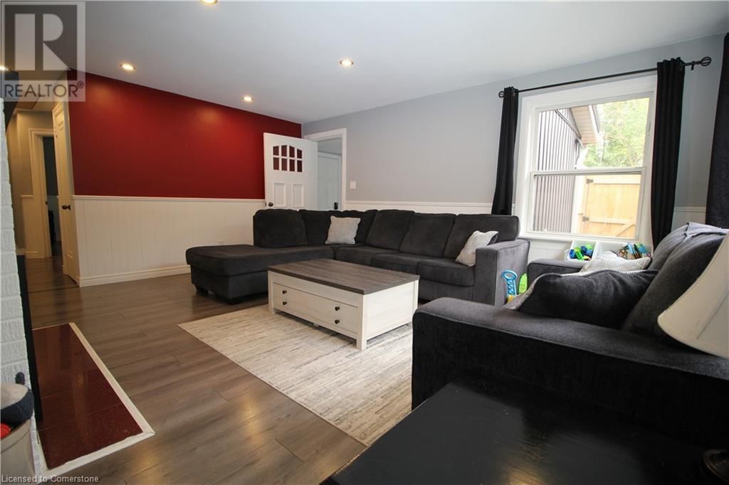 258 NORFOLK AVENUE Image 3