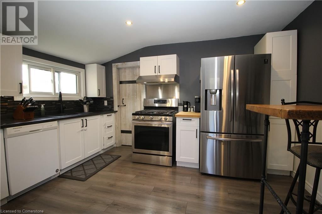 258 NORFOLK AVENUE Image 7
