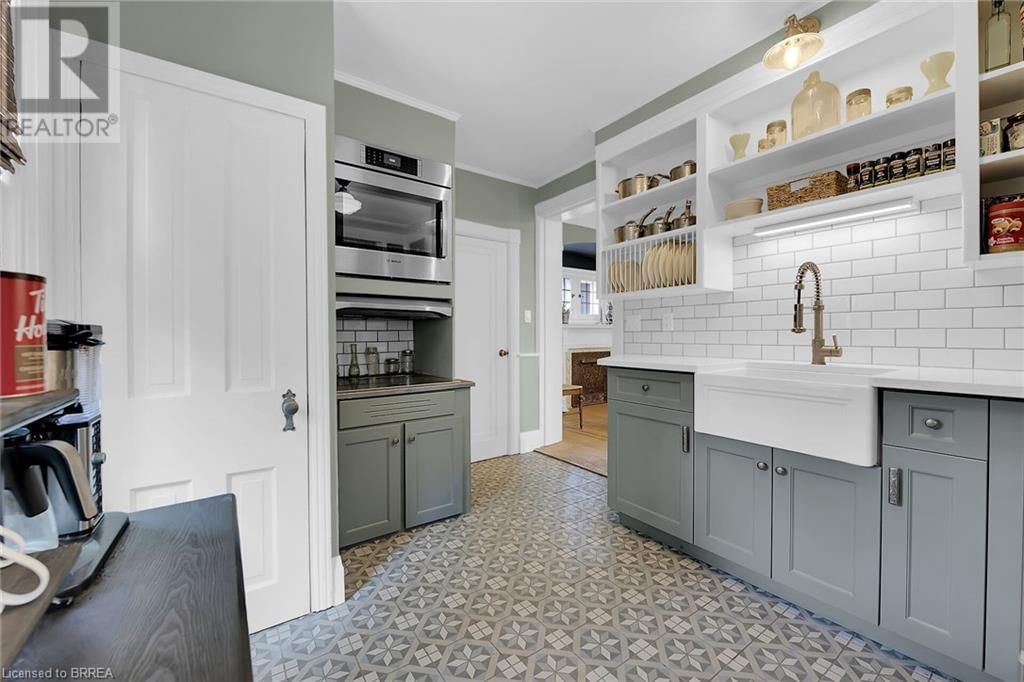 242 BRANT AVENUE Image 5