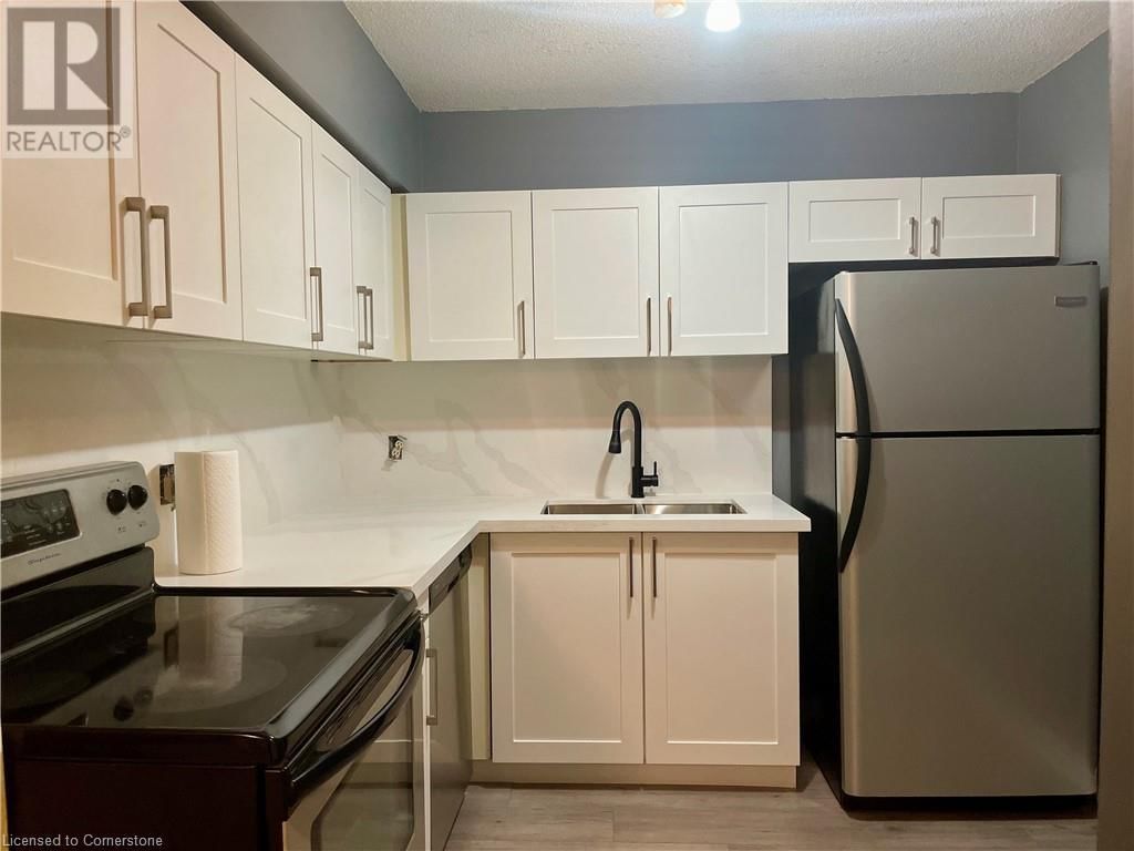 318 - 15 JACKSWAY CRESCENT Image 10