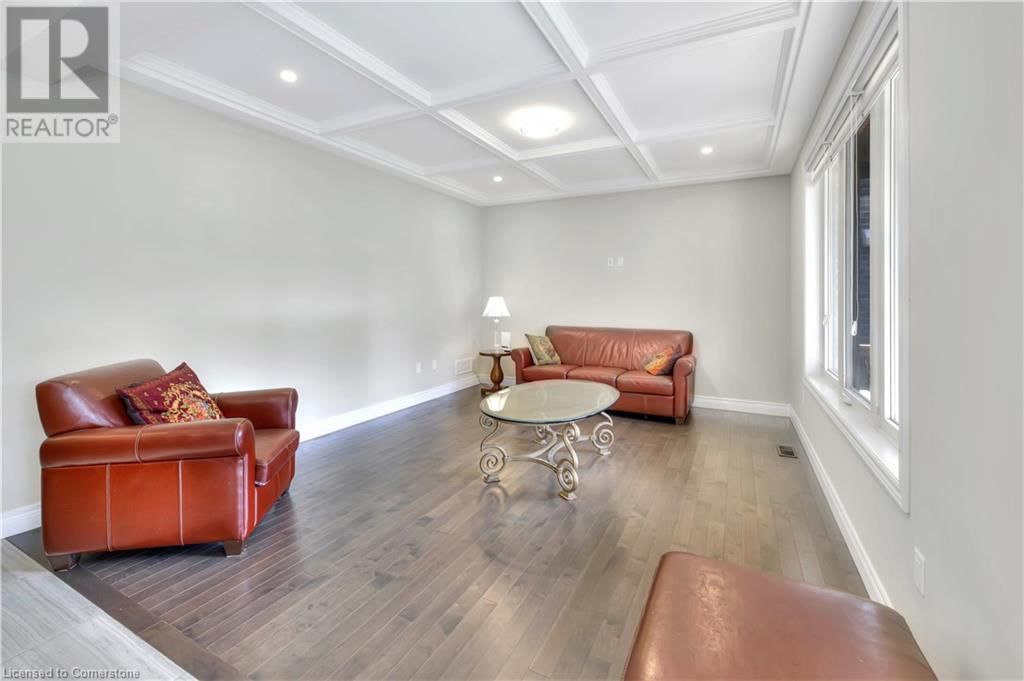 35 LOXLEIGH LANE Image 14