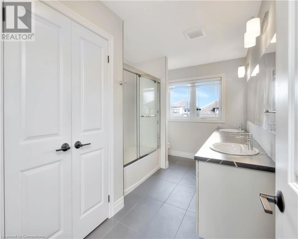35 LOXLEIGH LANE Image 22