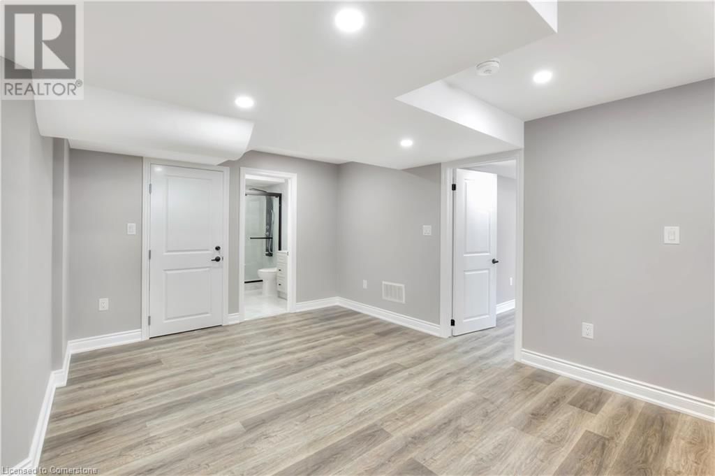 35 LOXLEIGH LANE Image 34