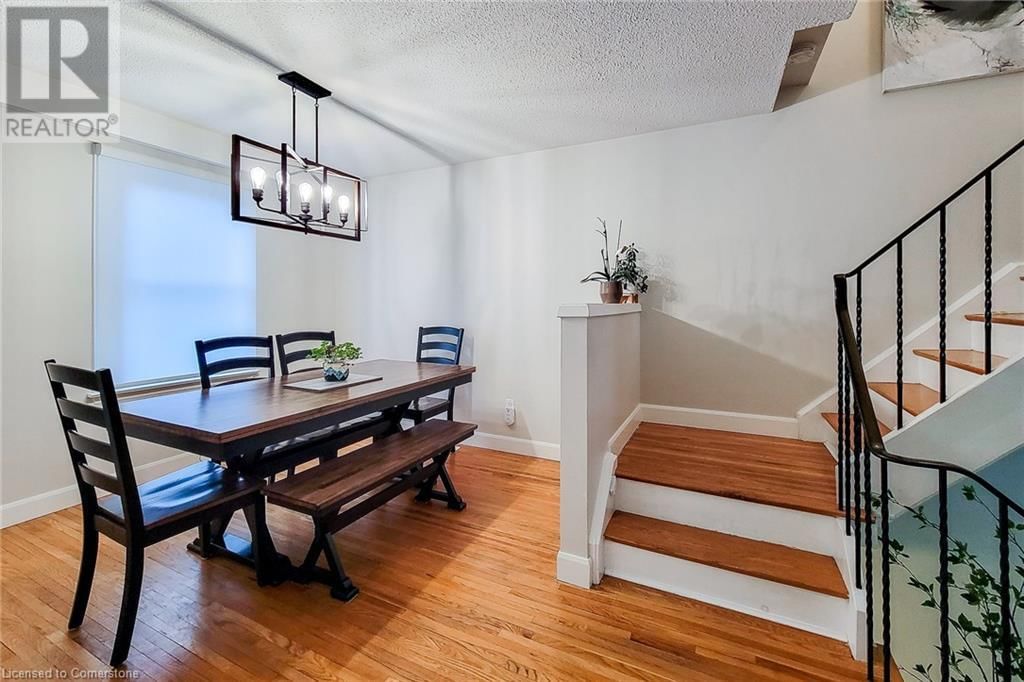 2297 MOUNTAIN GROVE AVENUE Image 10