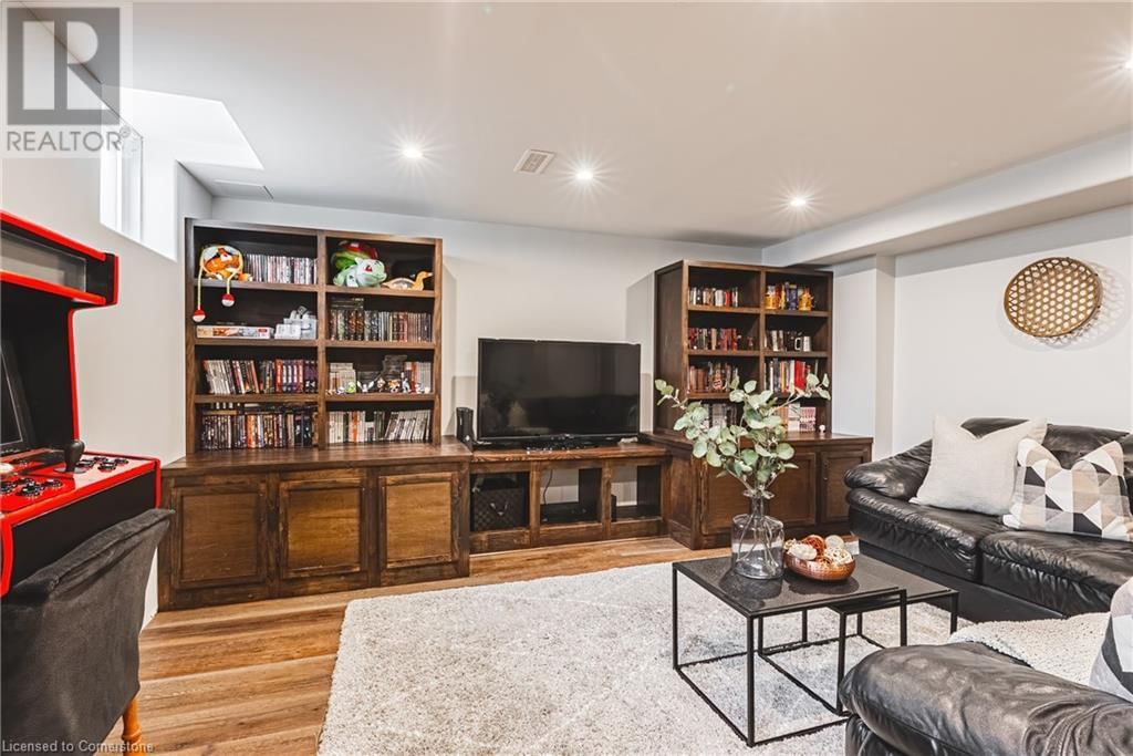 2170 COLDWATER STREET Image 27