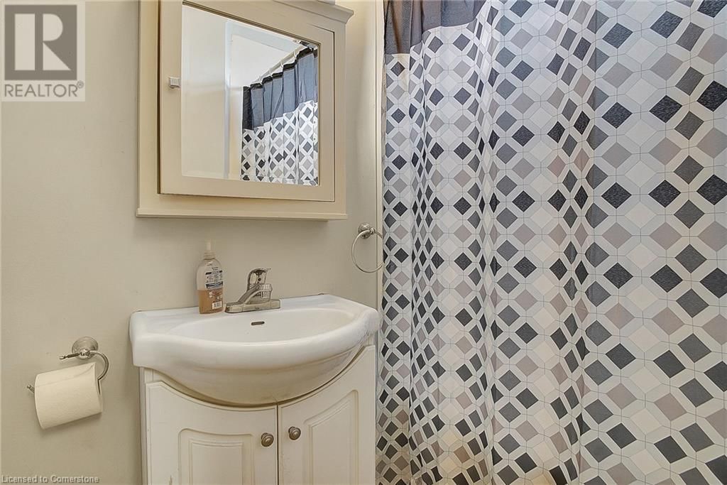 211 DOLPH STREET NORTH Image 18