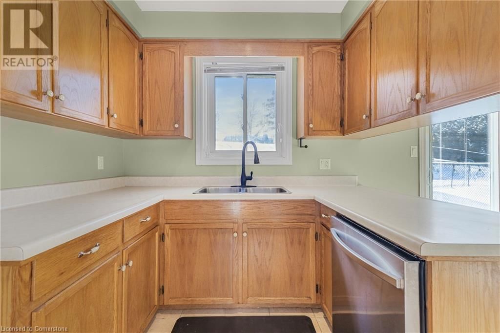 231 FREELTON ROAD Image 12