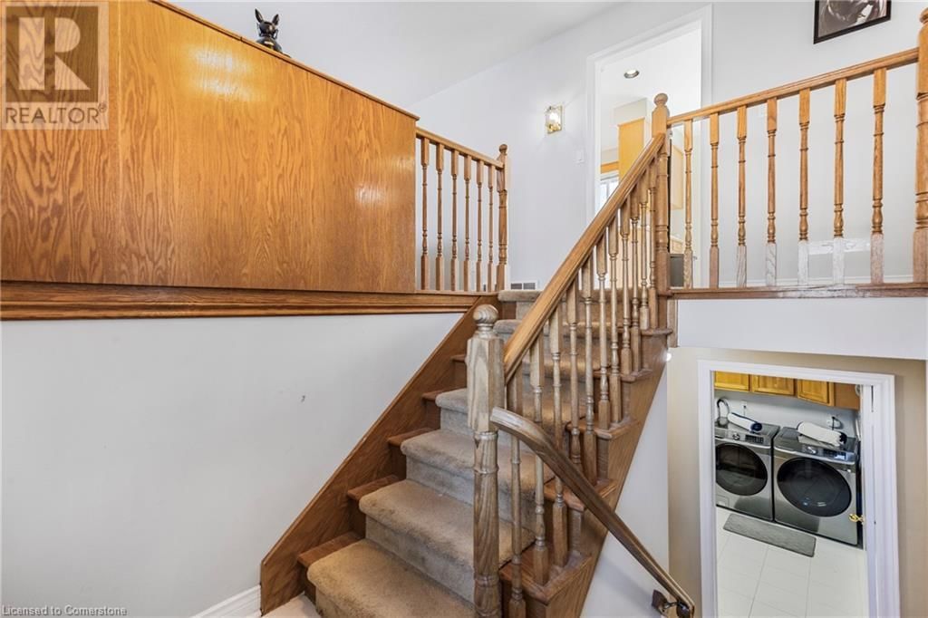 231 FREELTON ROAD Image 4