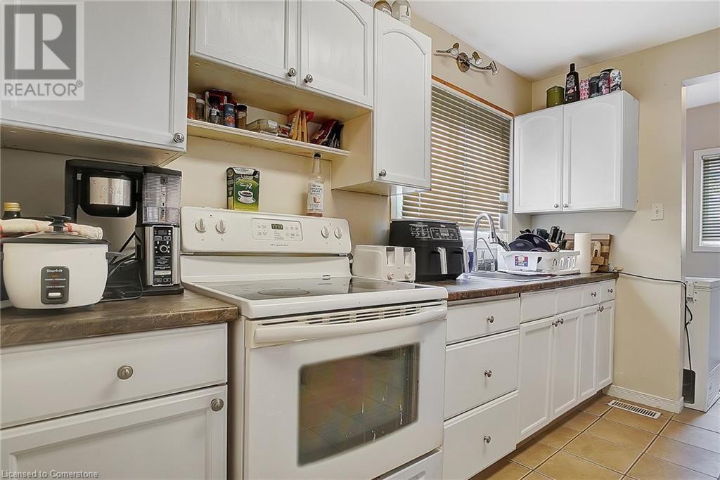 211 DOLPH STREET NORTH Image 13