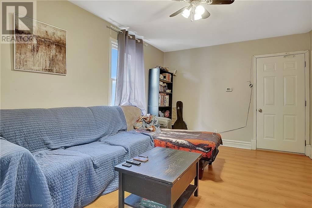 211 DOLPH STREET NORTH Image 16