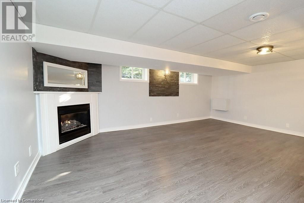 873 UPPER WELLINGTON STREET EAST Image 32