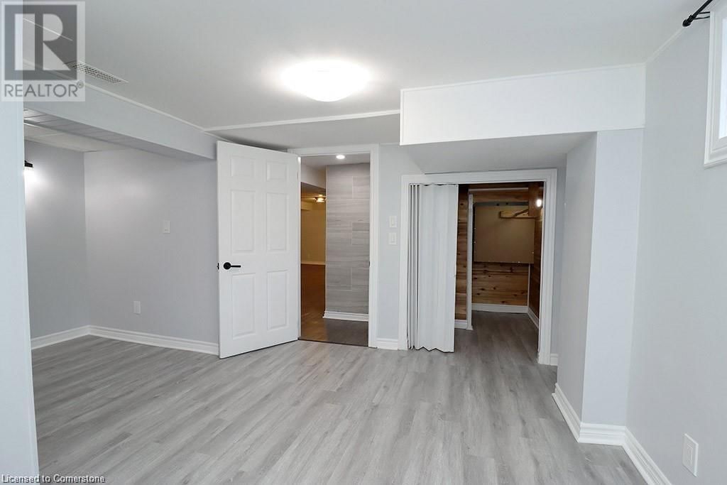 873 UPPER WELLINGTON STREET EAST Image 34