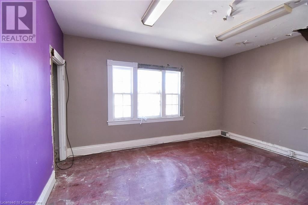 250 HUGHSON STREET NORTH Image 9