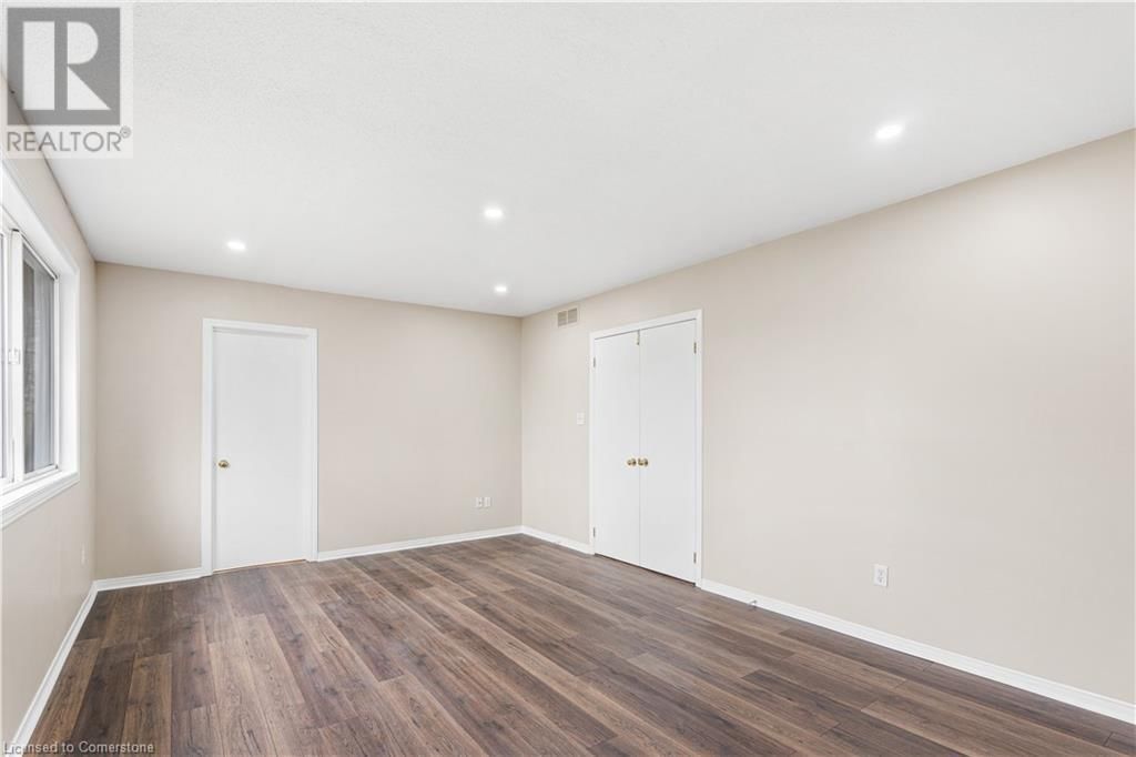 155 ELMIRA ROAD NORTH Image 23