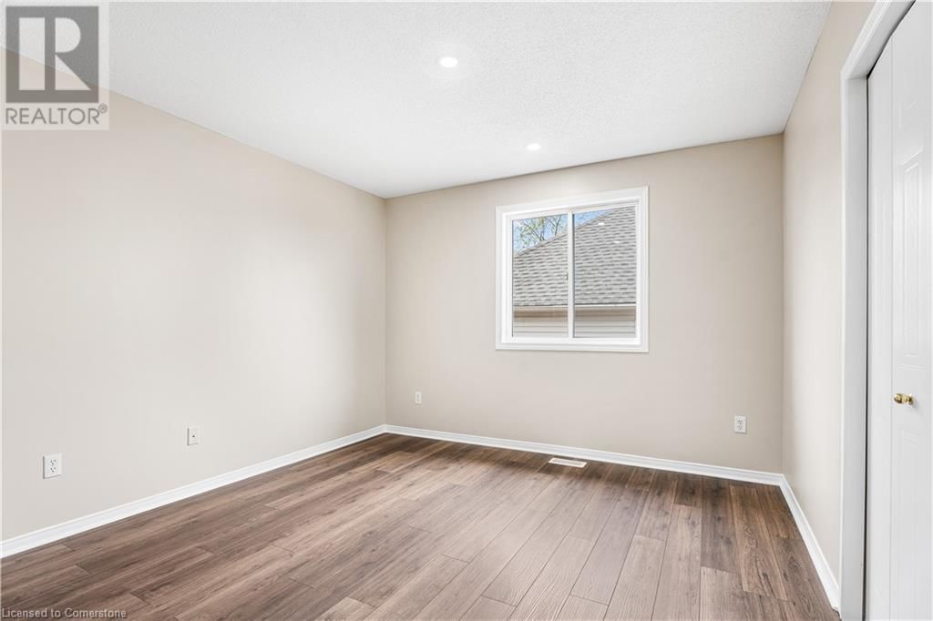 155 ELMIRA ROAD NORTH Image 27
