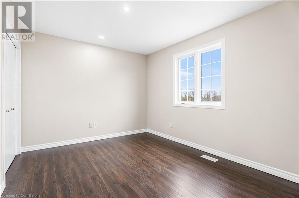 155 ELMIRA ROAD NORTH Image 30