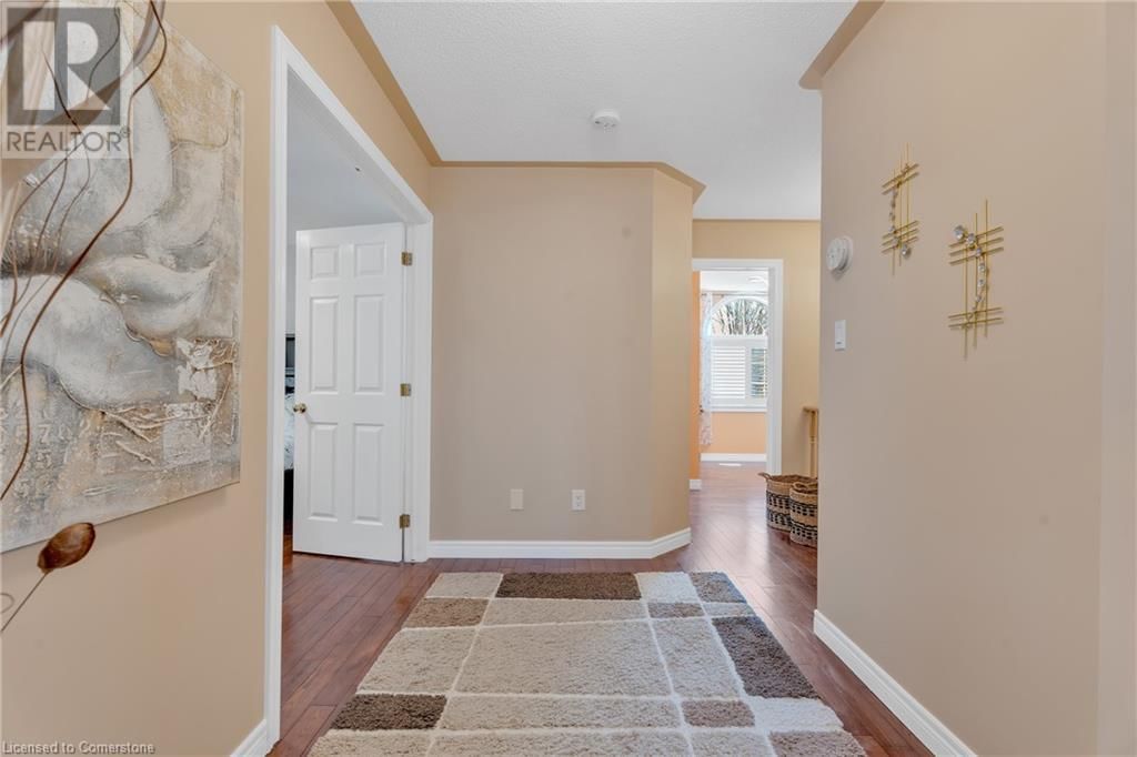 42 ARCHER WAY Image 17