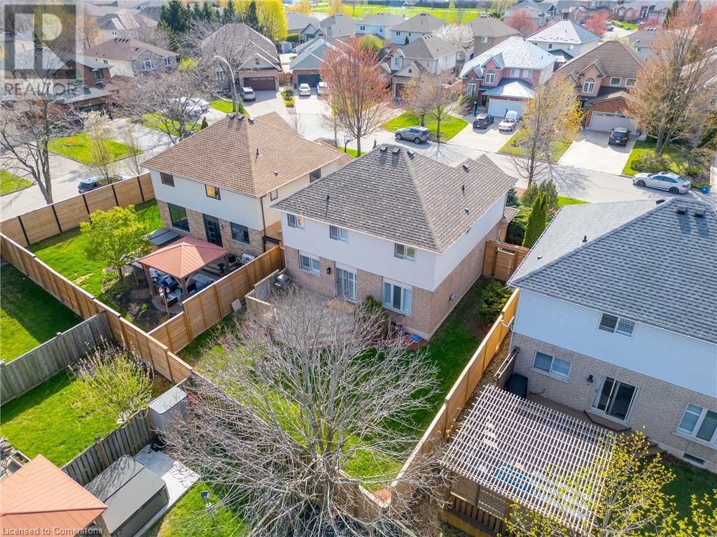 42 ARCHER WAY Image 38