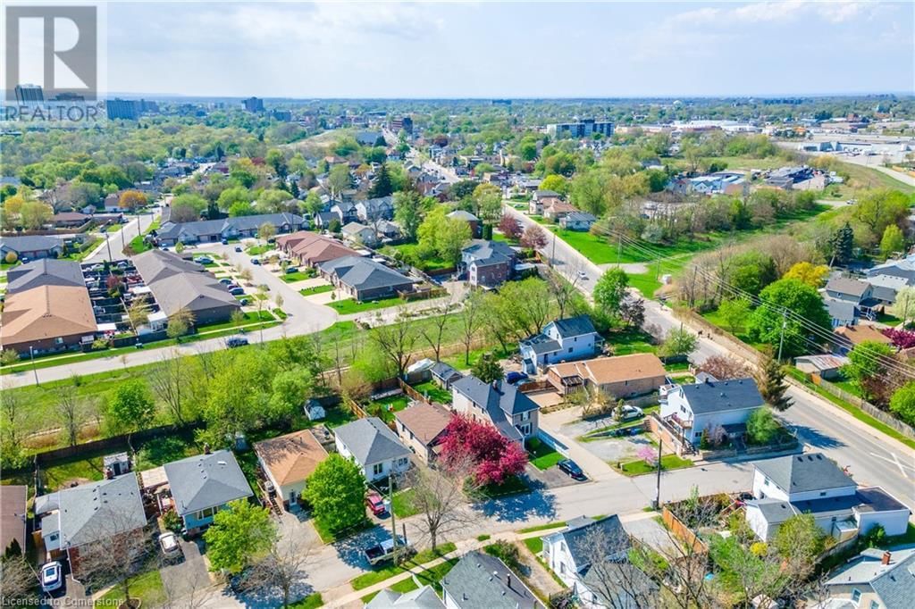 4 RAVINE ROAD Image 32