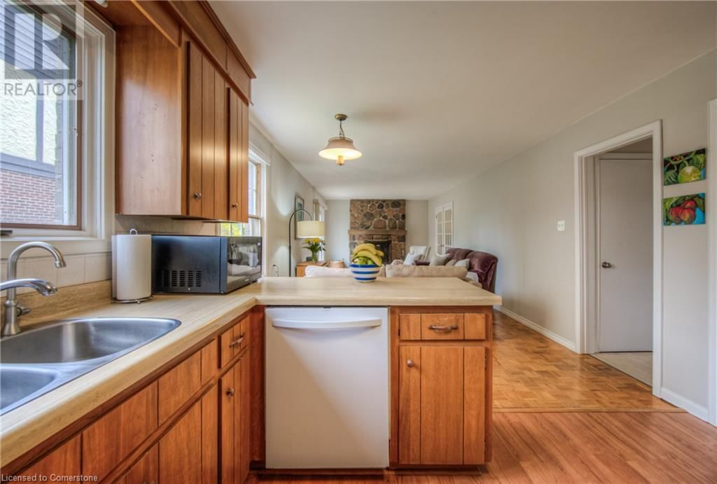 88 CULHAM DRIVE Image 18