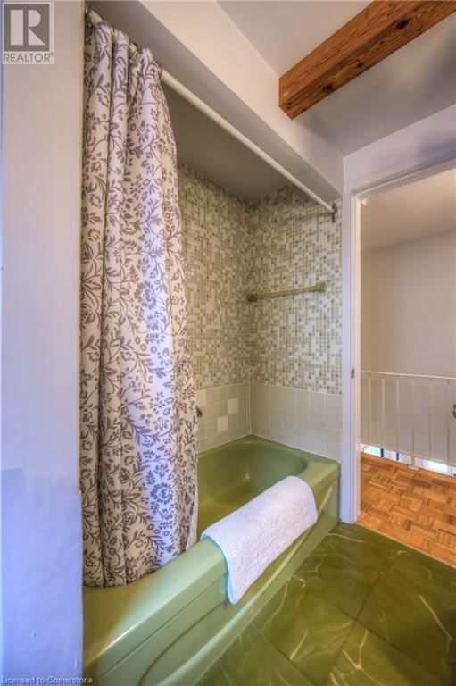 88 CULHAM DRIVE Image 33
