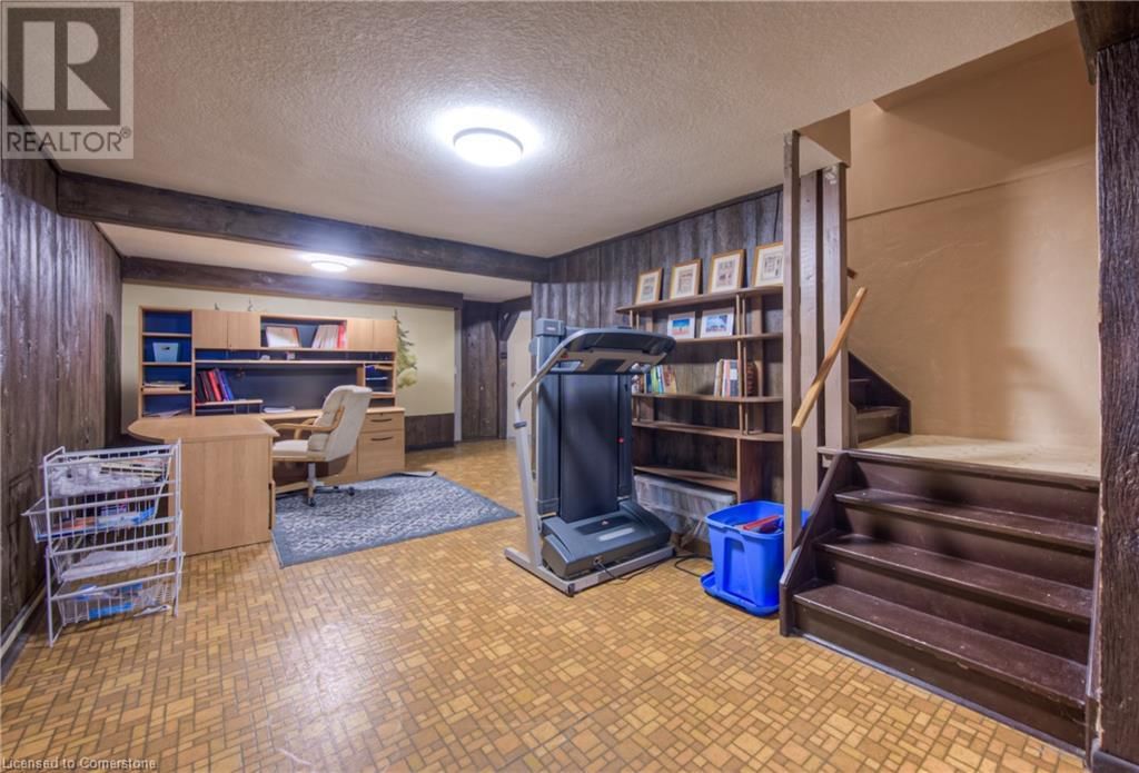 88 CULHAM DRIVE Image 35
