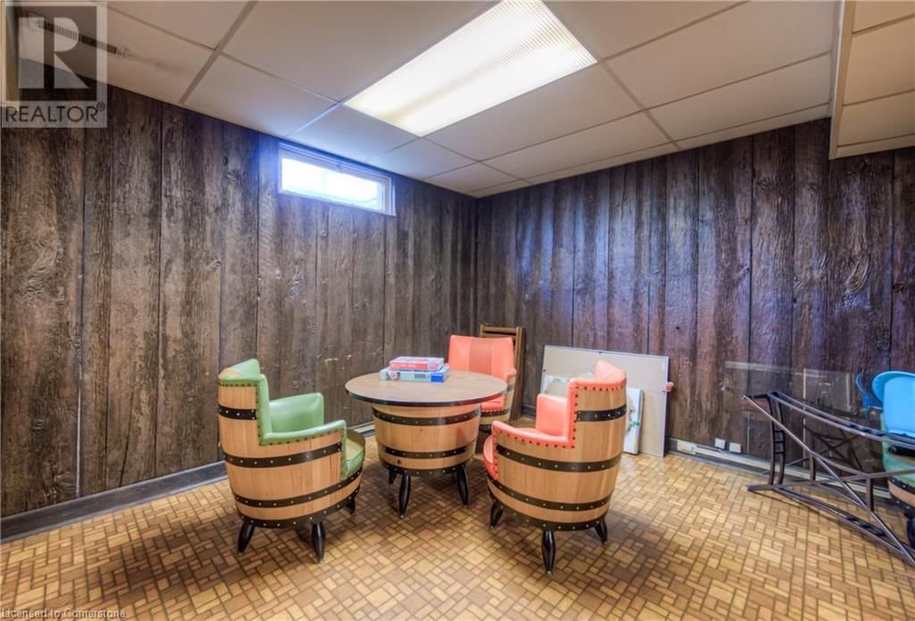 88 CULHAM DRIVE Image 39