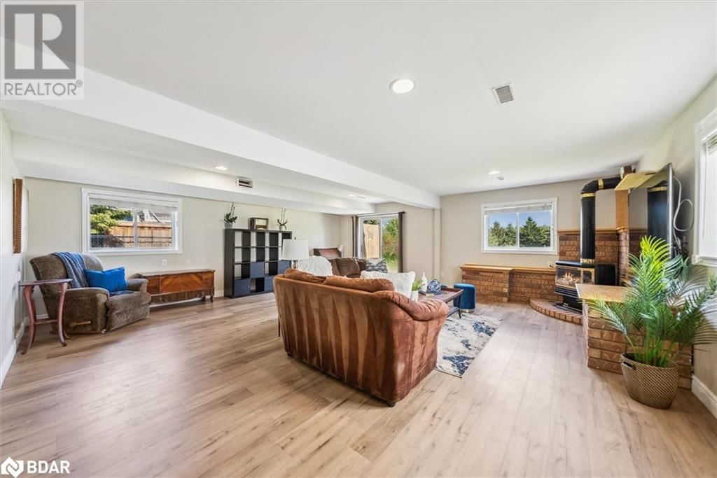 54 MARLOW CIRCLE Image 26