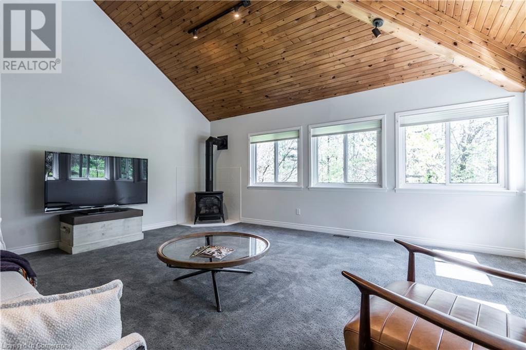 6353 MCNIVEN ROAD Image 22