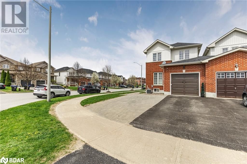 129 STONEMOUNT CRESCENT Image 24