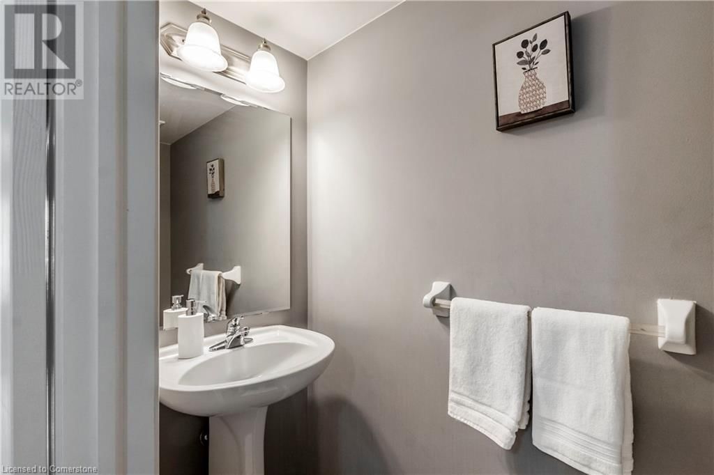280 WETENHALL LANDING Image 17