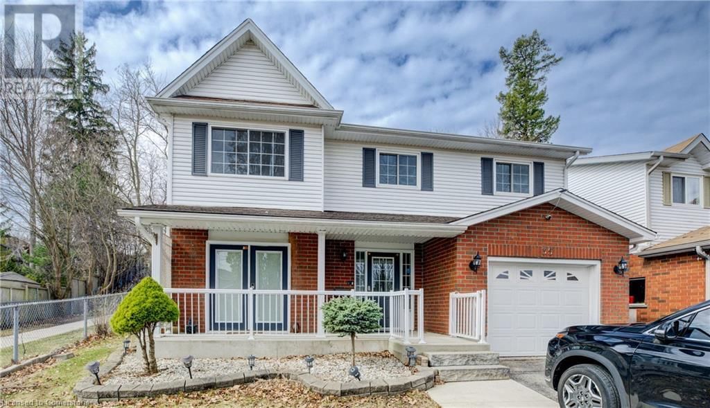 35 WILDLARK CRESCENT Image 2