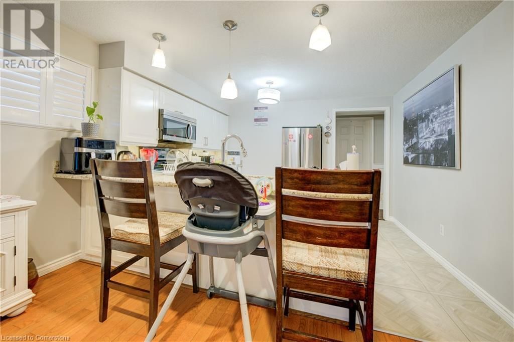 35 WILDLARK CRESCENT Image 31