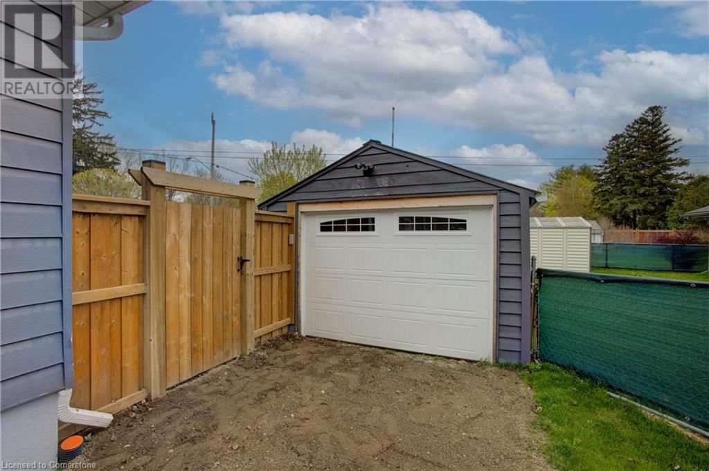 197 BUTLER STREET Image 23