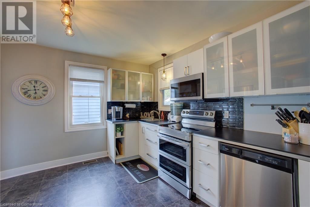 197 BUTLER STREET Image 9