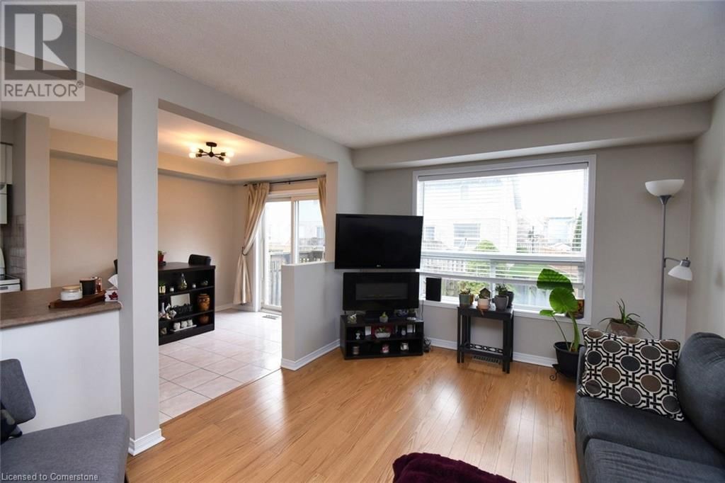 28 - 104 FRANCES AVENUE Image 13