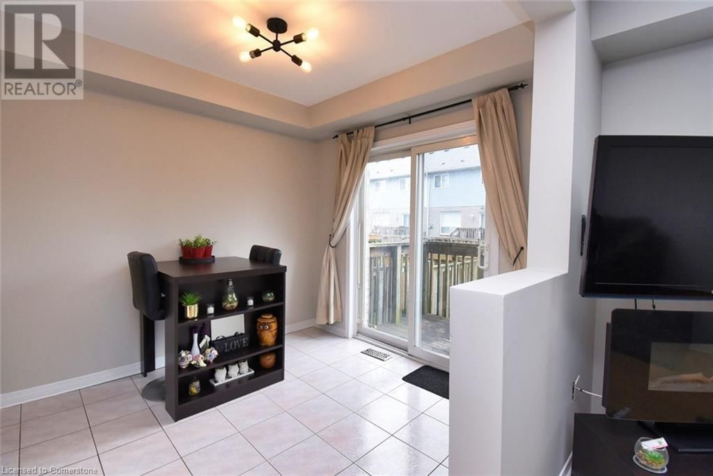 28 - 104 FRANCES AVENUE Image 15