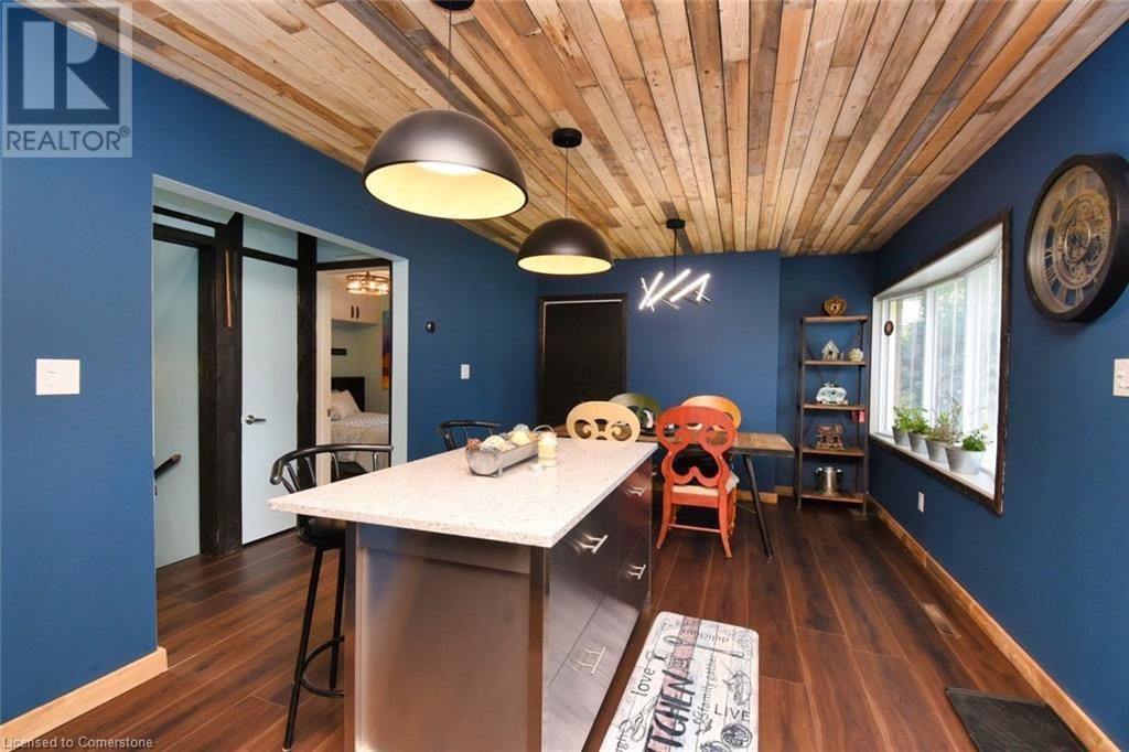 3381 MARION AVENUE Image 26