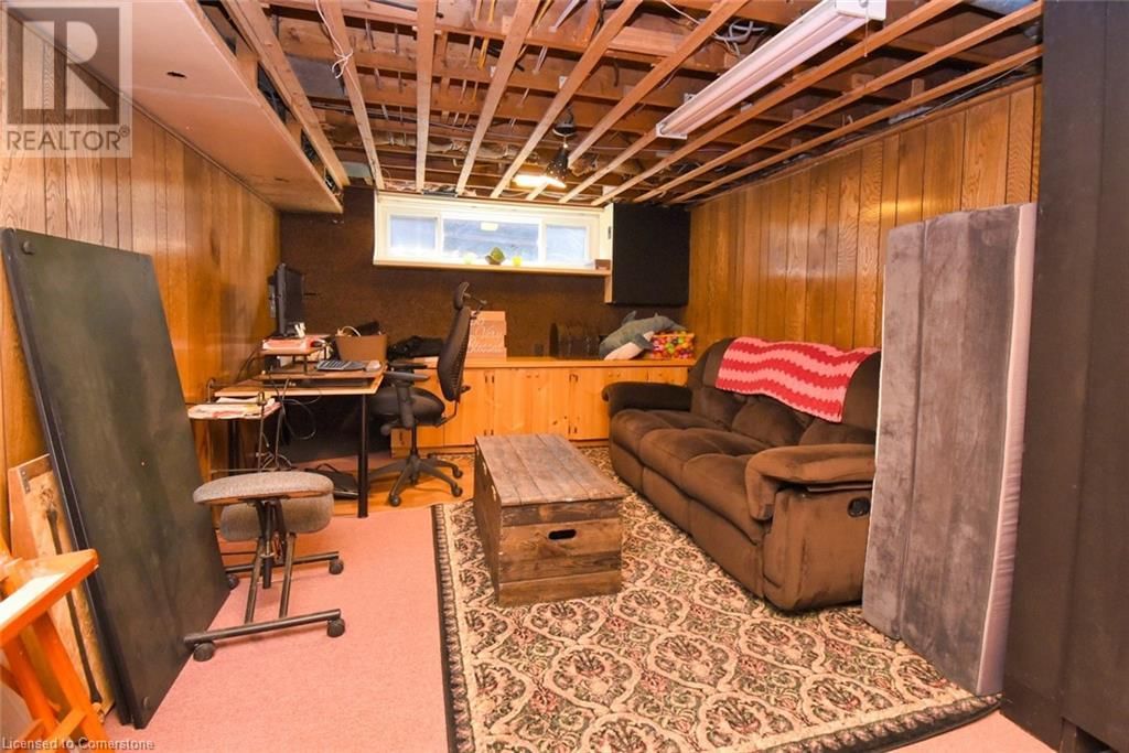 3381 MARION AVENUE Image 39