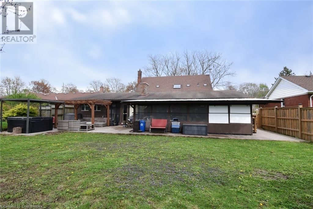 3381 MARION AVENUE Image 40