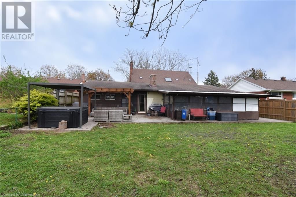 3381 MARION AVENUE Image 41