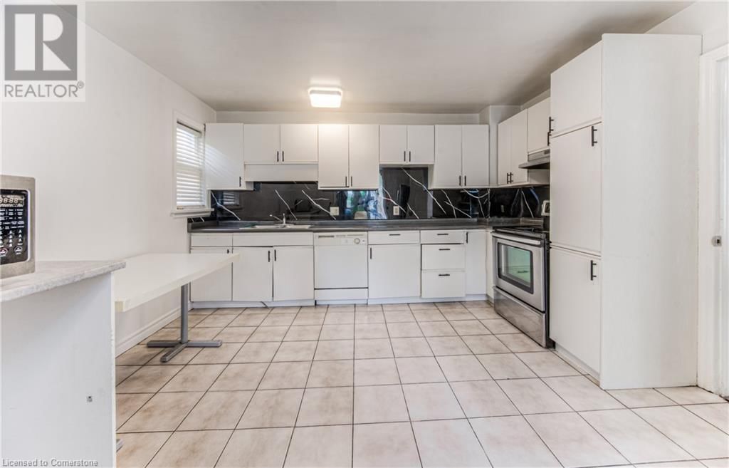 152 BINSCARTH ROAD Image 10